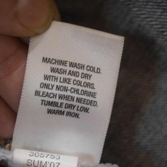 Old Navy Sleeveless Distressed Cropped Jean Jacket - Picture 6 of 6